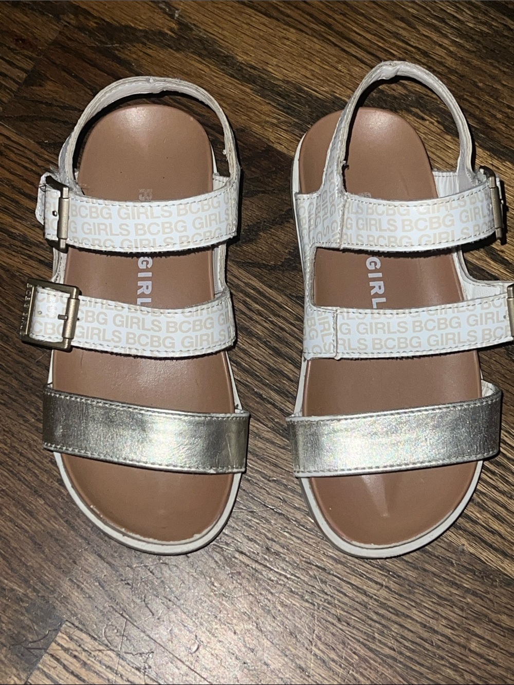 🦄 BCBG Girls Logo/Metallic Triple-Strap Sandals